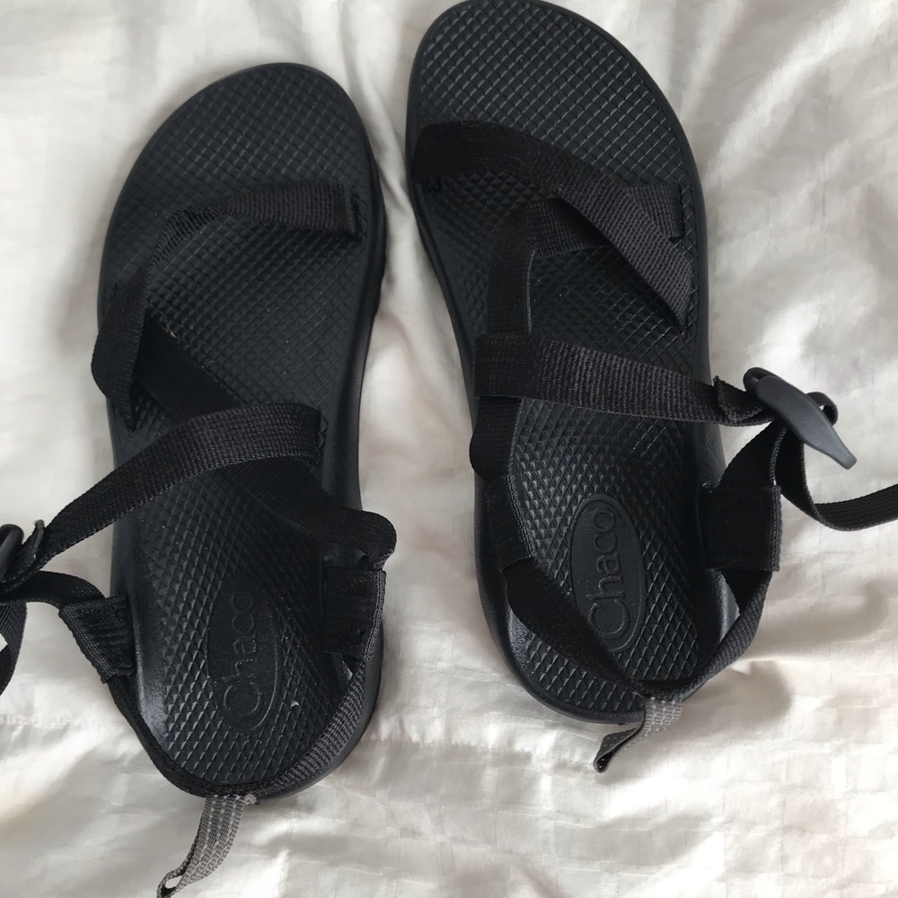 Chaco black athletic sandals.